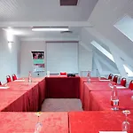 Restaurant & Le Val Moret Otel Magnant