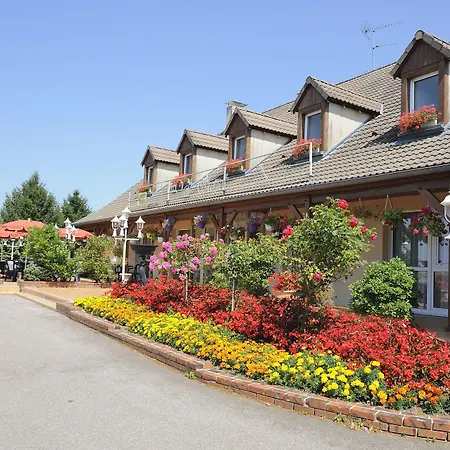 Restaurant & Le Val Moret 3* Magnant