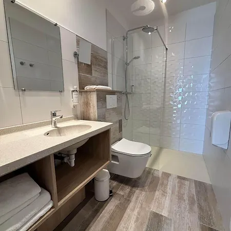 Restaurant & Le Val Moret Hotel 3*