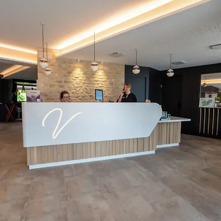 Hotel Restaurant & Le Val Moret Magnant