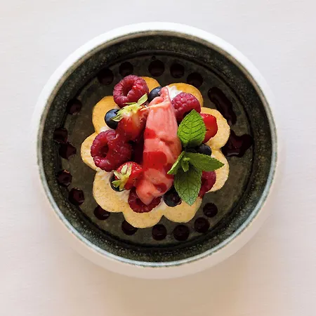 Restaurant & Le Val Moret Hotel Magnant