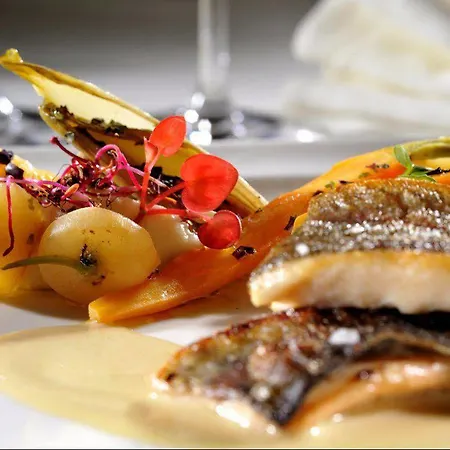 Restaurant & Le Val Moret