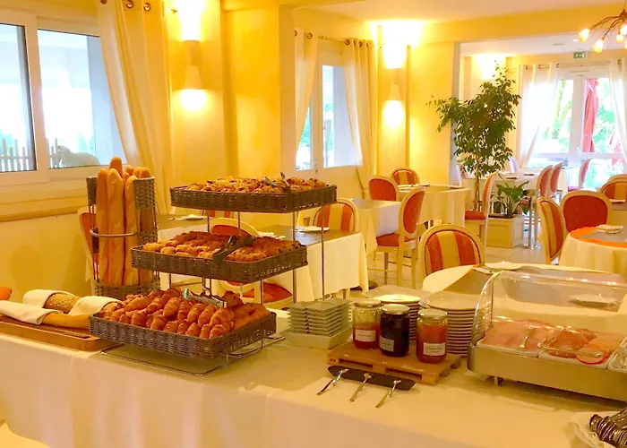 Restaurant & Le Val Moret Hotel 3*