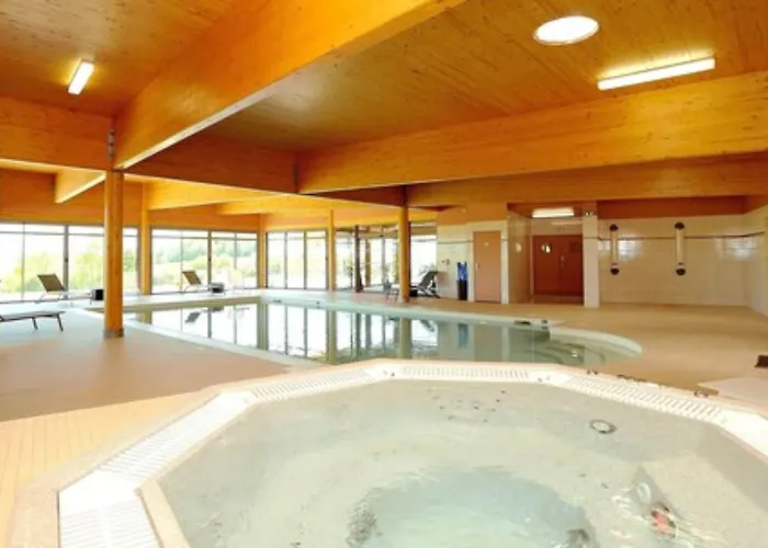 Hotel Restaurant & Le Val Moret 3*