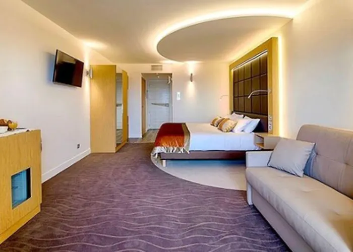 Restaurant & Le Val Moret