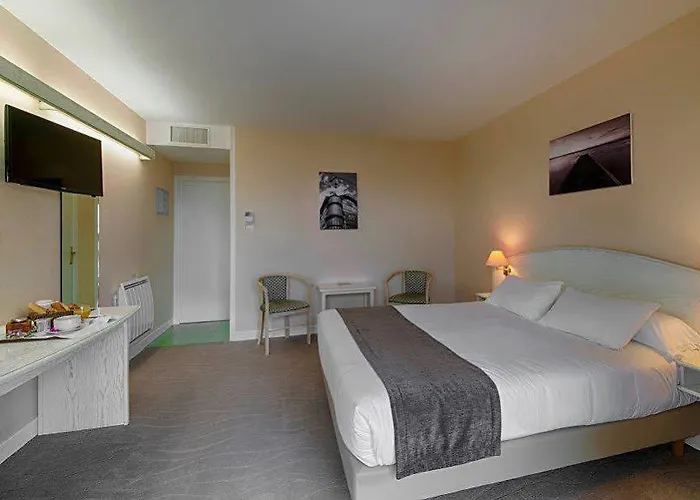 Restaurant & Le Val Moret Hotel 3*