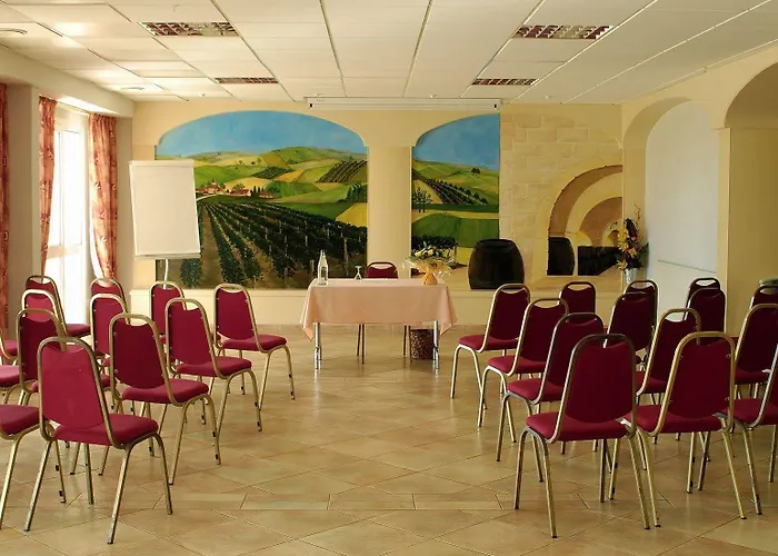 Restaurant & Le Val Moret Hotel